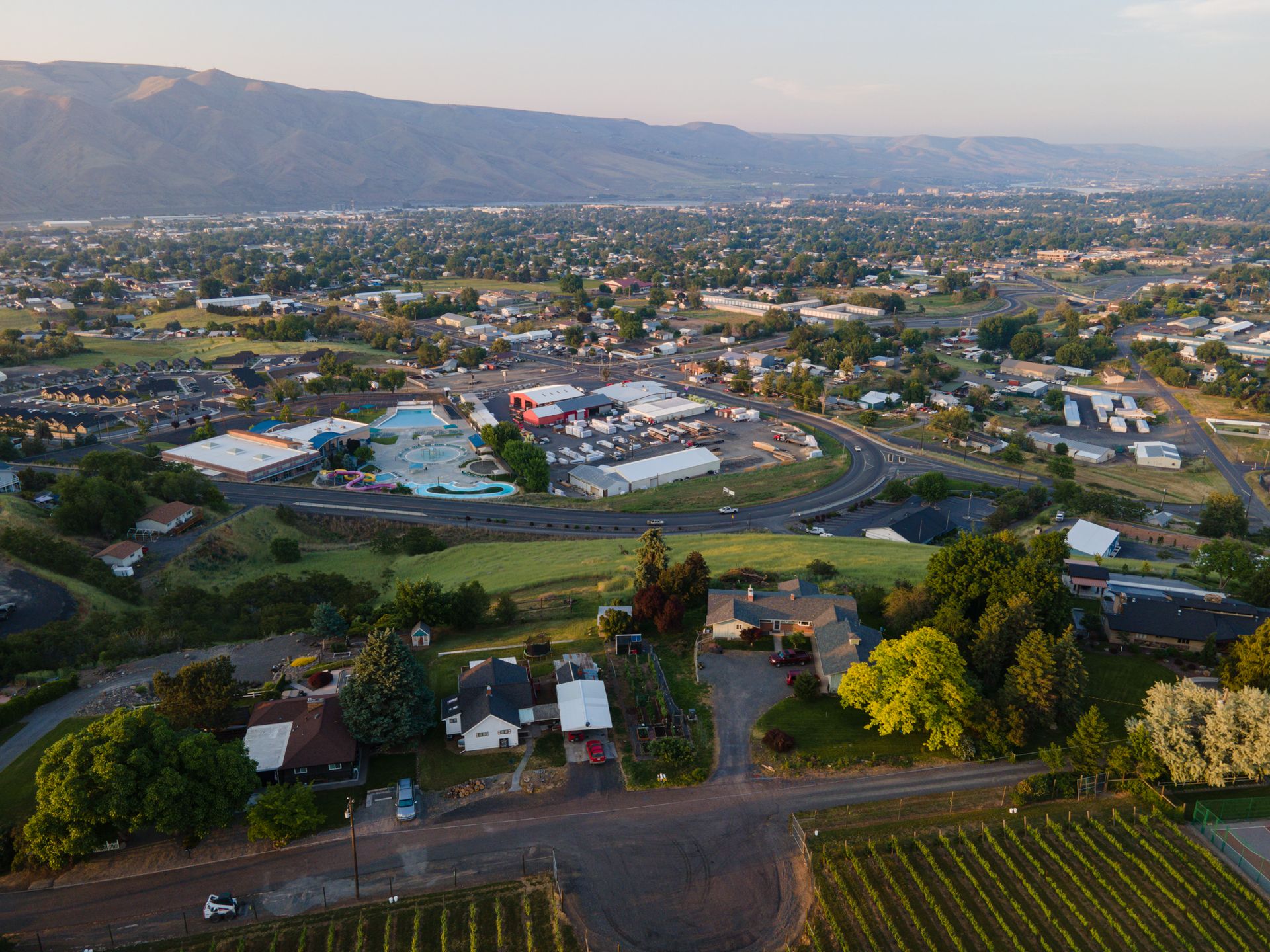 Clarkston, washington, featuring Lewiston, Idaho - Lewiston is a city in and the county seat of Nez Perce County, Idaho, United States, in the state's north central region. and Lewis–Clark State College - Lewis-Clark State College is a public college in Lewiston, Idaho, United States., web design agency service area photo