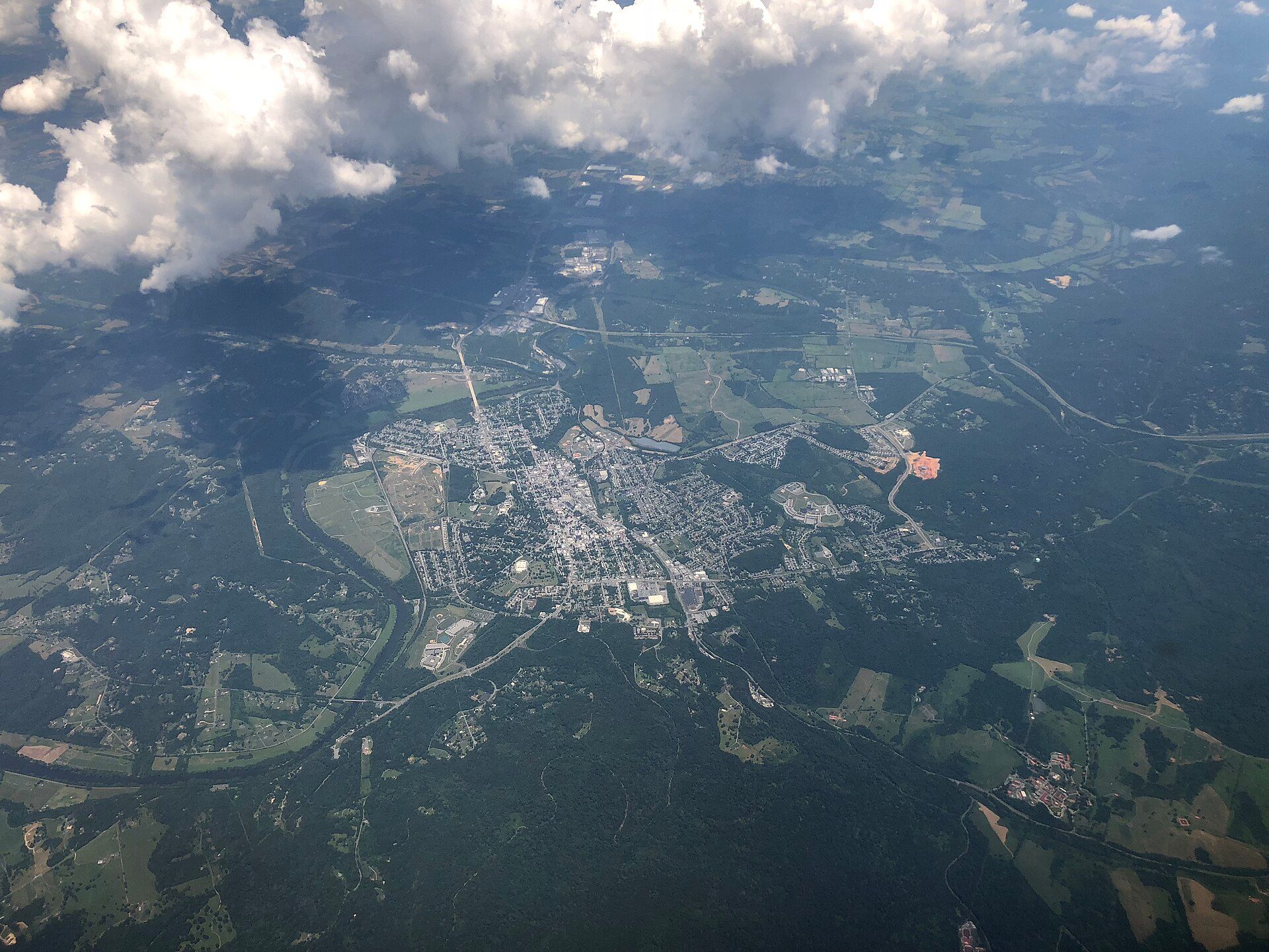 Front Royal, virginia, featuring Warren County, Virginia - Warren County is a U.S. county located in the Commonwealth of Virginia. and Front Royal, Virginia - Front Royal is the only incorporated town in Warren County, Virginia, United States., web design agency service area photo