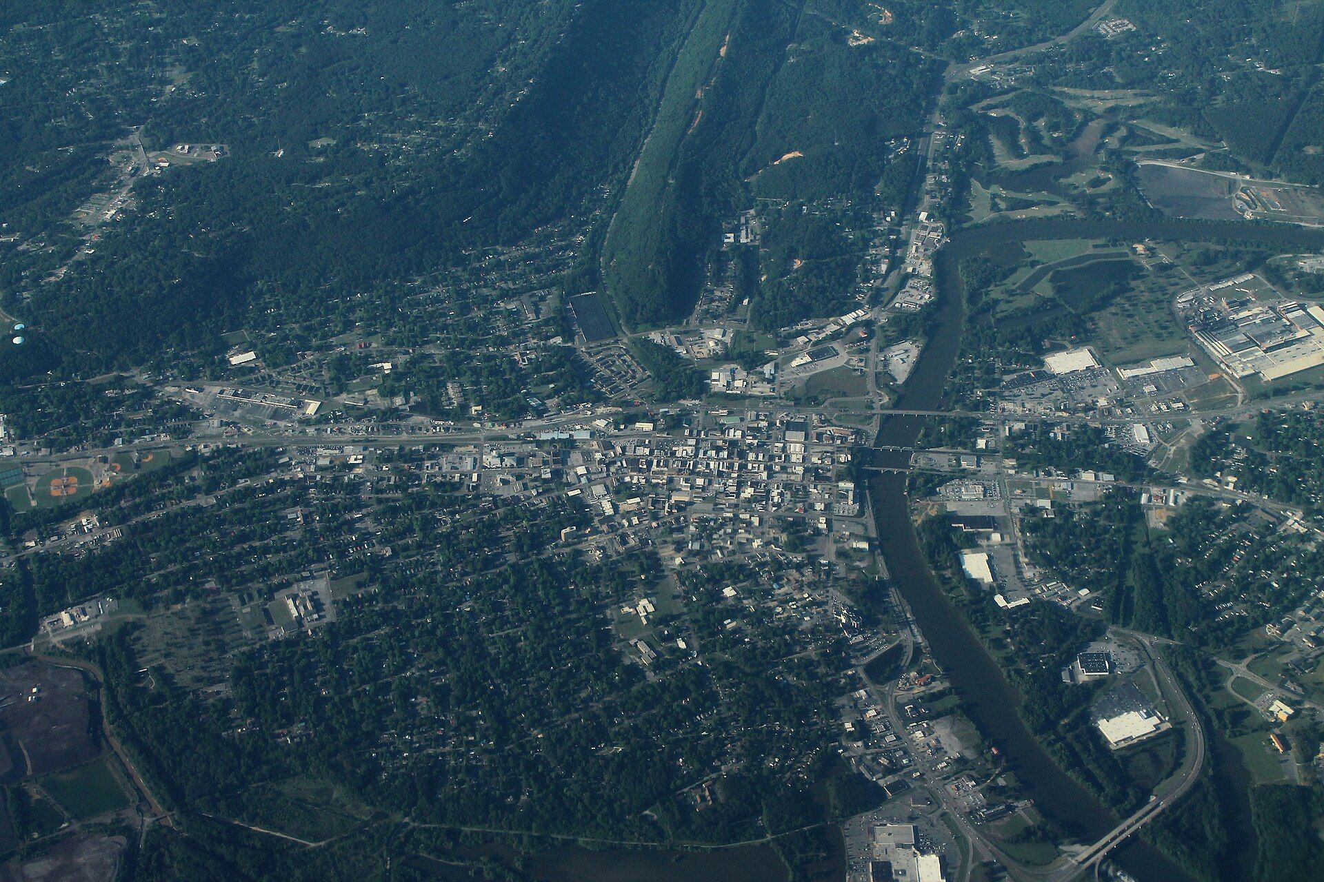 Gadsden, alabama, featuring Gadsden, Alabama - Gadsden is a city in and the county seat of Etowah County in the U.S. state of Alabama. and Congregation Beth Israel (Gadsden, Alabama) - Congregation Beth Israel (Hebrew: בית ישראל) was a Reform Jewish congregation and synagogue, located for most of its history at 761 Chestnut..., web design agency service area photo