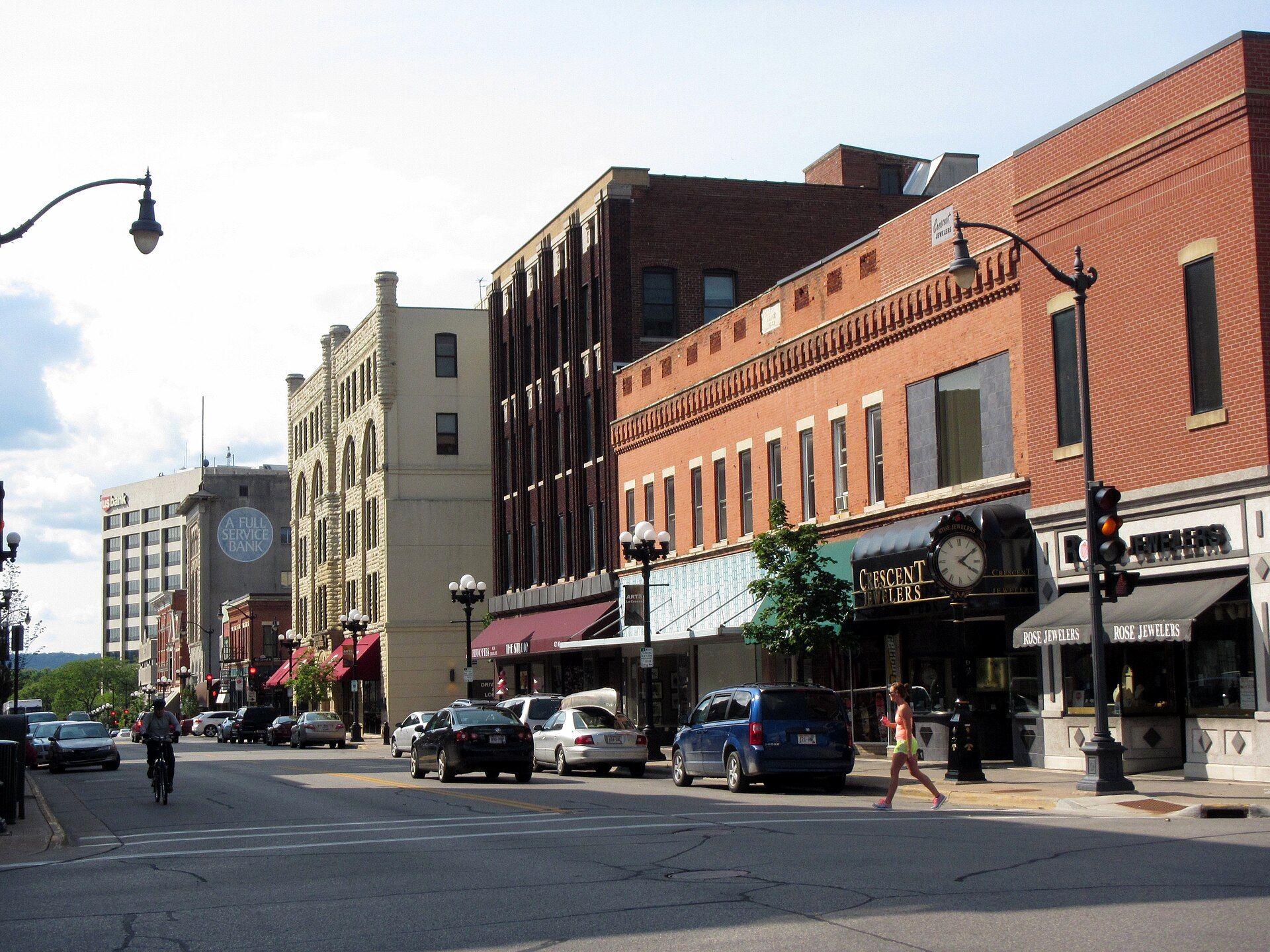 La Crosse, wisconsin, featuring La Crosse, Wisconsin - La Crosse ( lə-KROSS) is a city in La Crosse County, Wisconsin, United States, and its county seat. and Viterbo University - Viterbo University is a private Catholic university in La Crosse, Wisconsin, United States., web design agency service area photo