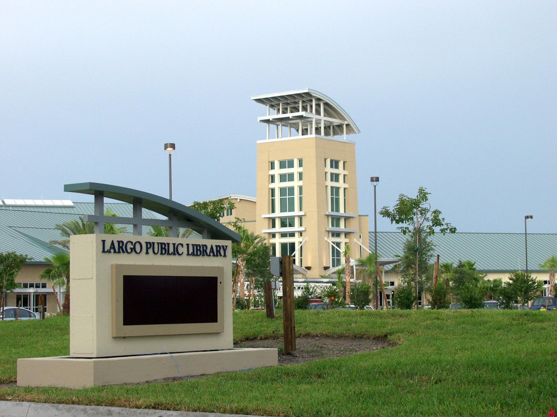 Largo, florida, featuring "\"Pinellas County, Florida - Pinellas County (US: , pih-NEL-əss) is located on the west central coast of the U.S. state of Florida.\"" and Largo, Florida - Largo is the third largest city in Pinellas County, Florida, United States, and the fourth largest in the Tampa Bay area., web design agency service area photo